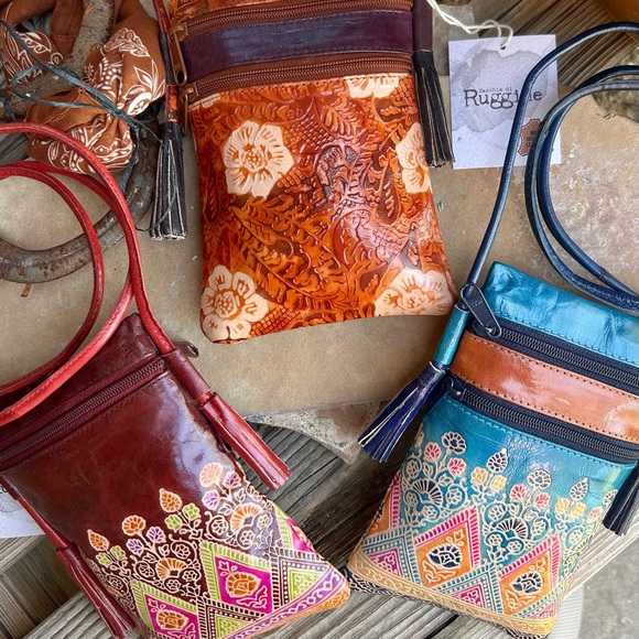 Hand Crafted Leather Southwest Multicolor Hand Painted Crossbody Bag NWT - Picture 12 of 15